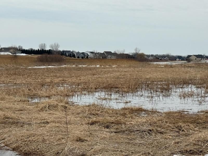 5975 Meade St, Appleton, WI 54913-7809