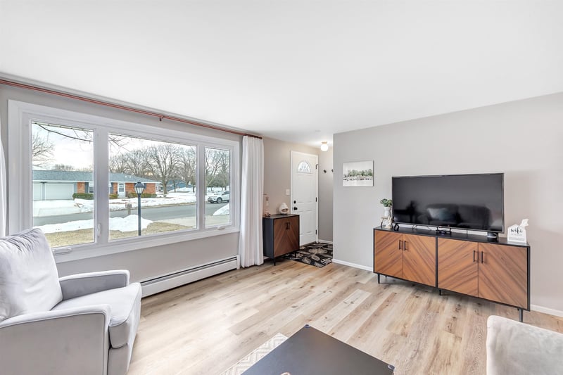 333 Steven St, Green Bay, WI 54303