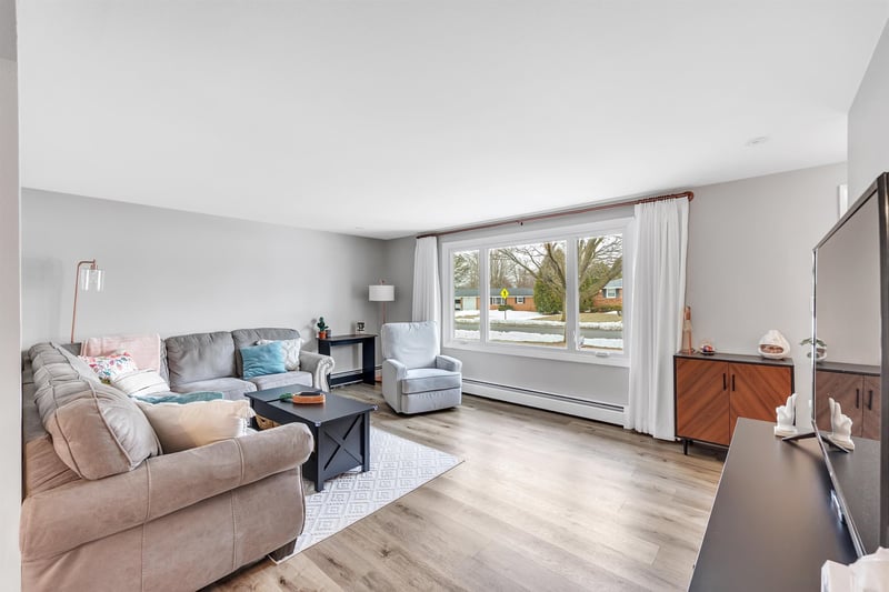 333 Steven St, Green Bay, WI 54303