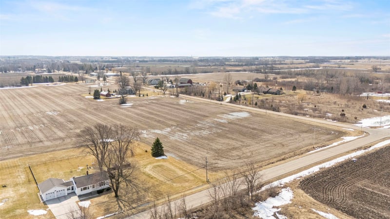 9th Street Rd, Oshkosh, WI 54906