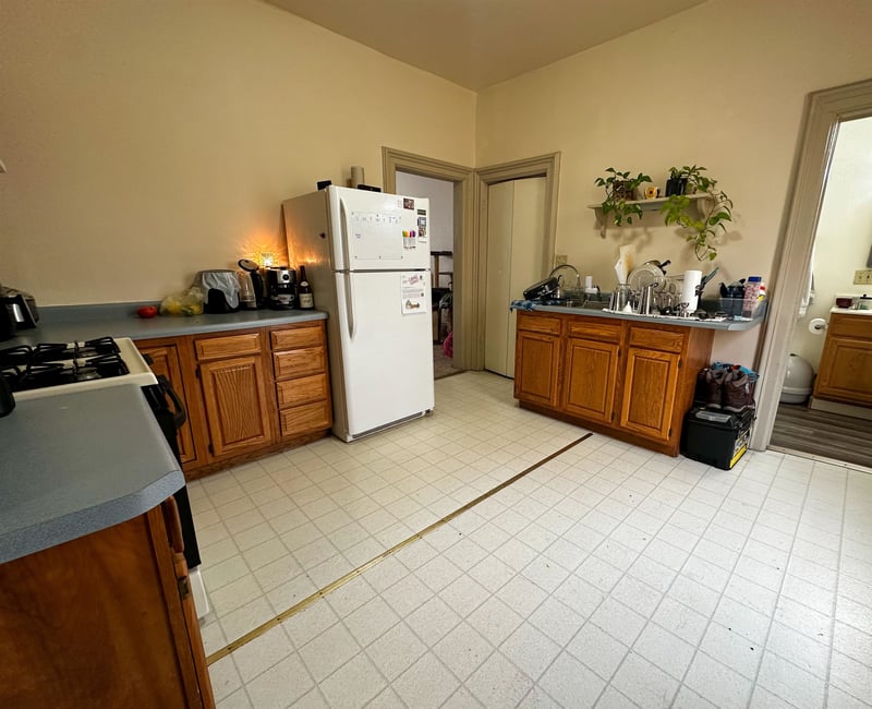 549 Jefferson St, Oshkosh, WI 54901