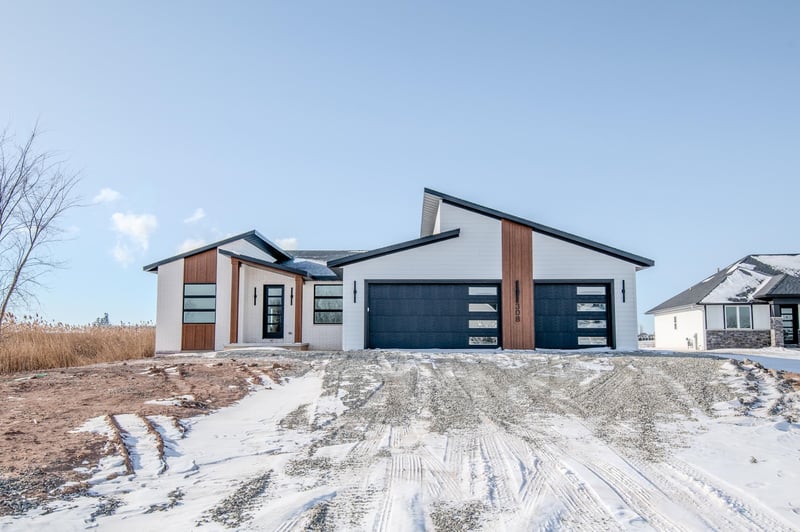 308 Kerrigan Dr, Wrightstown, WI 54180