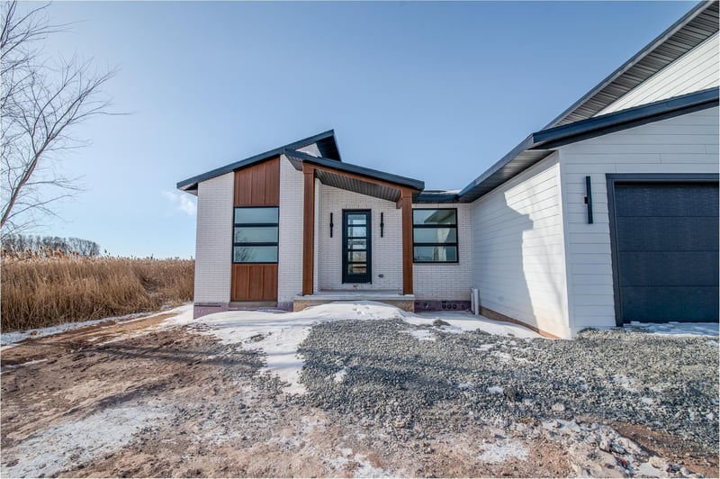 308 Kerrigan Dr, Wrightstown, WI 54180
