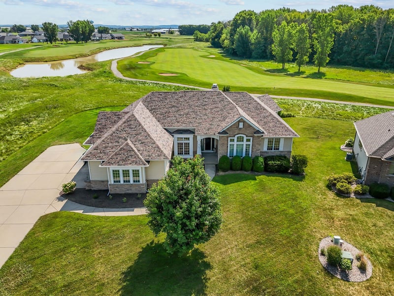 581 Royal St Pats Dr, Wrightstown, WI 54180