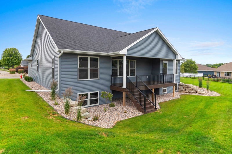 920 Clover Ct, Menasha, WI 54952