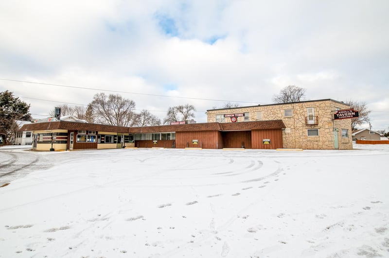 1658 Main St, Green Bay, WI 54302