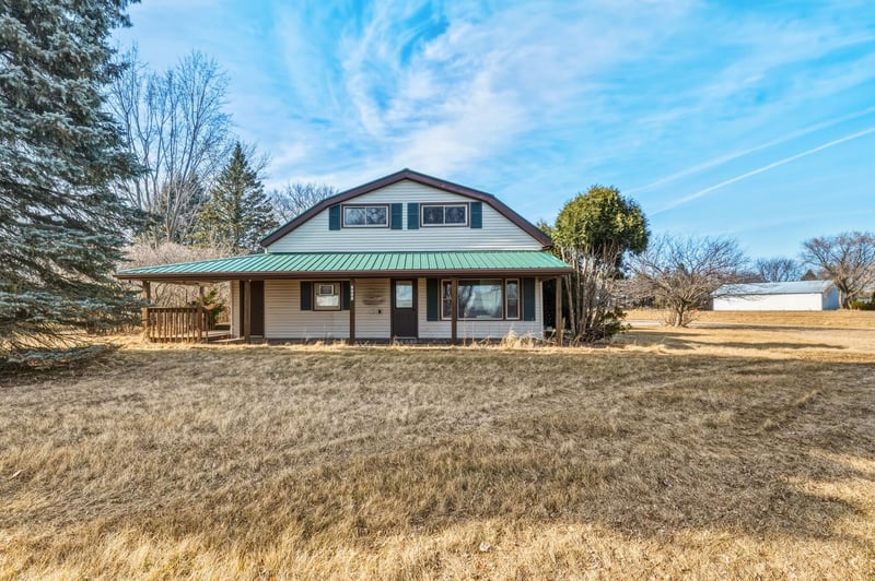 3450 Mid Valley Dr, De Pere, WI 54115