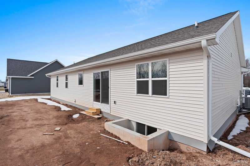 N9272 Constellation Dr, Appleton, WI 54915