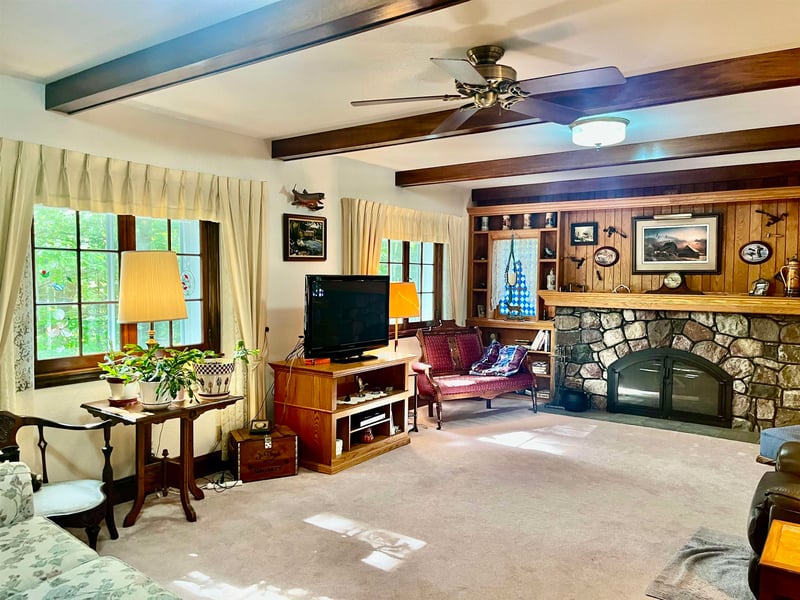 15670 Big Island Lake Rd, Mountain, WI 54149