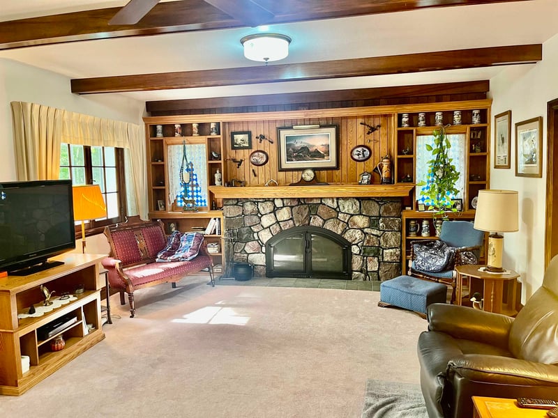 15670 Big Island Lake Rd, Mountain, WI 54149