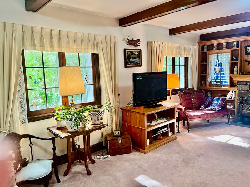 15670 Big Island Lake Rd, Mountain, WI 54149