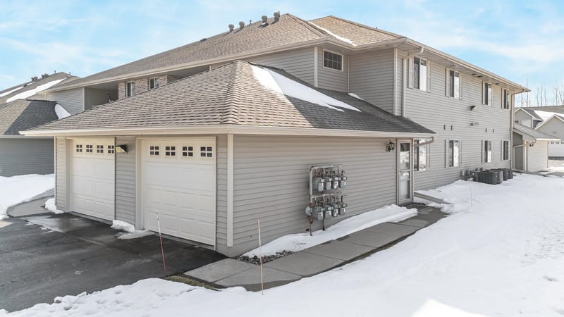 4735 Newcastle Ln #D, Appleton, WI 54913
