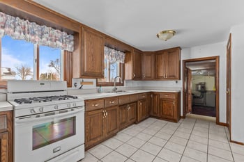 2963 Sunset Point Ln, Oshkosh, WI 54904