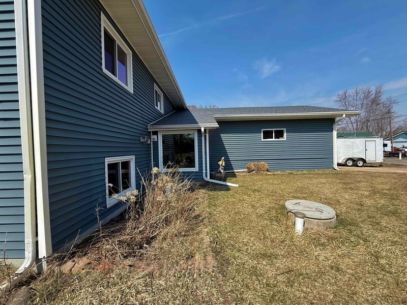 3053 Union St, Eureka, WI 54963