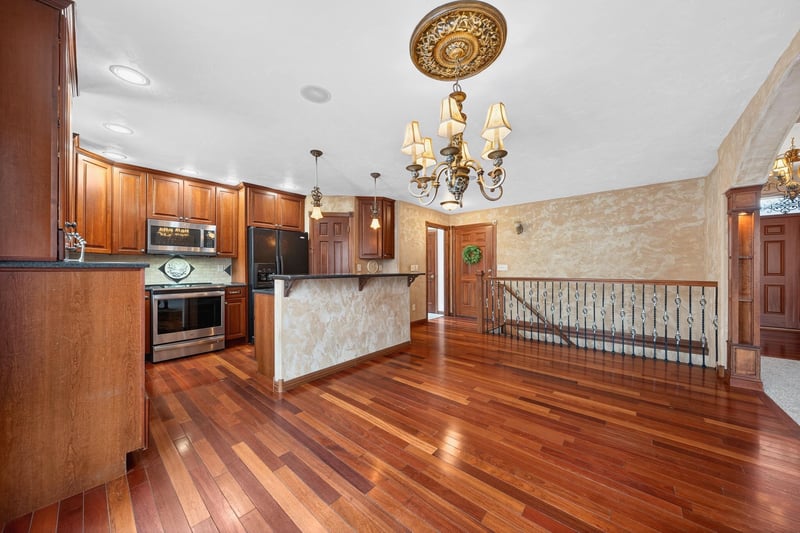 2718 Independence Ct, Appleton, WI 54914