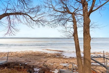 5141 Edgewater Beach Rd, Green Bay, WI 54311-9731