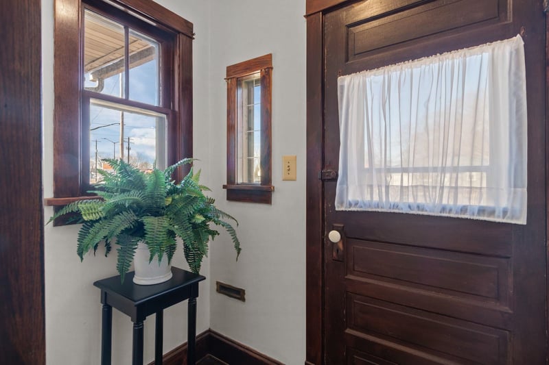 1830 Oneida St, Appleton, WI 54915