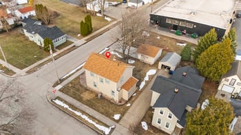 29 Melvin Ave, Oshkosh, WI 54901