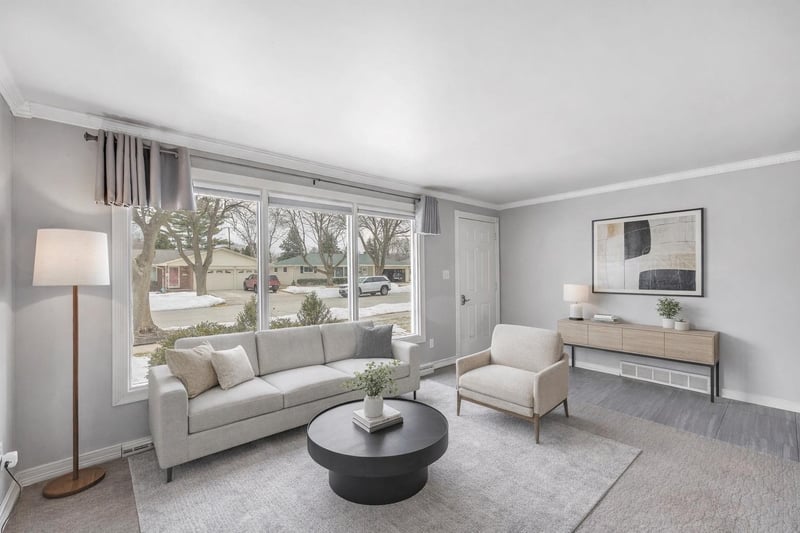 1604 Walls St, Green Bay, WI 54304-3224