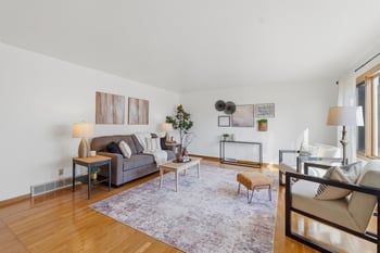 870 Nicolet Ave, Oshkosh, WI 54901