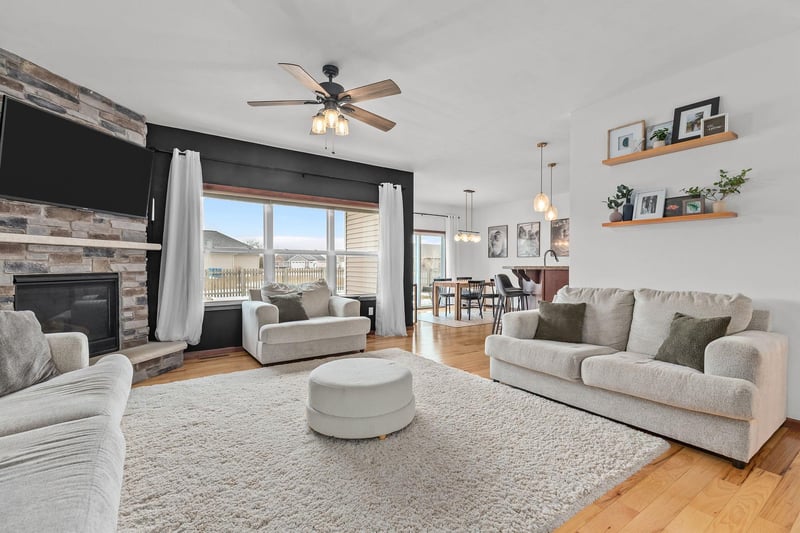 4326 Appleview Dr, Appleton, WI 54913