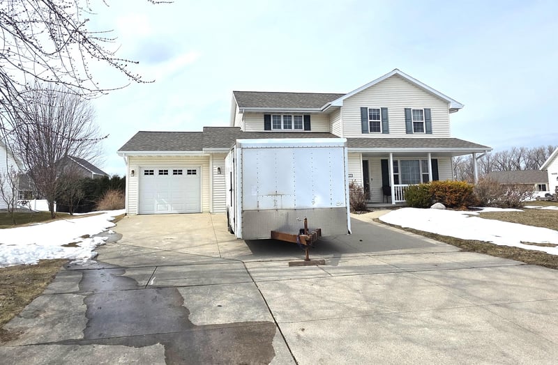 2080 Higgins Hill, De Pere, WI 54115-1686