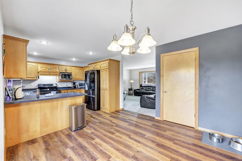 2080 Higgins Hill, De Pere, WI 54115-1686