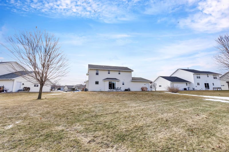 2080 Higgins Hill, De Pere, WI 54115-1686