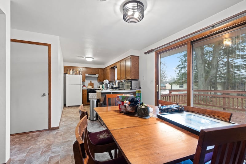 1376 Kellogg St, Green Bay, WI 54303