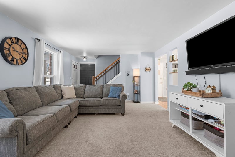 3089 Ferndale Dr, Green Bay, WI 54313-1304