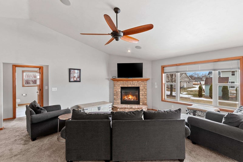 3950 Agatha Christie Ave, De Pere, WI 54115