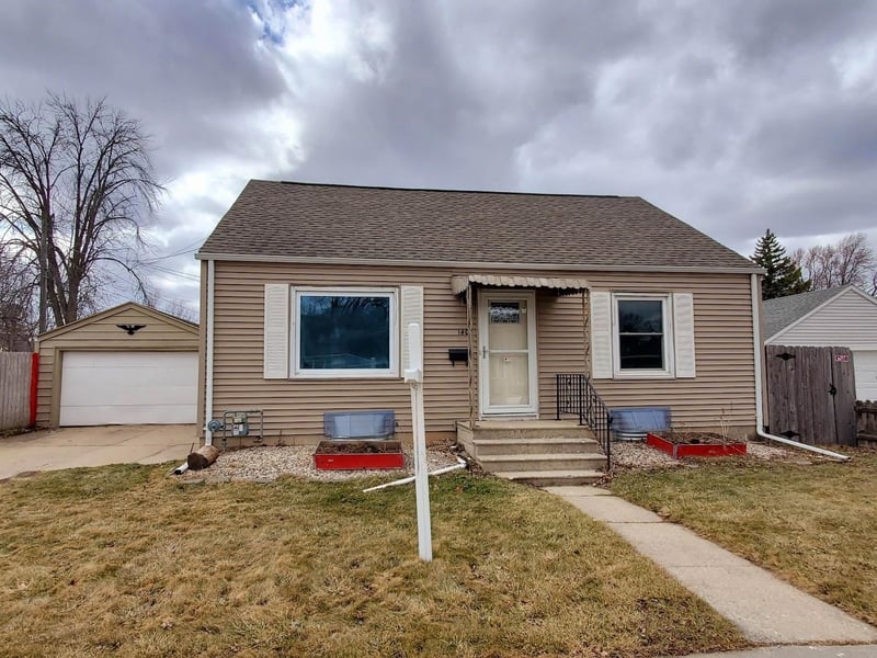 1405 Walden Ave, Appleton, WI 54915