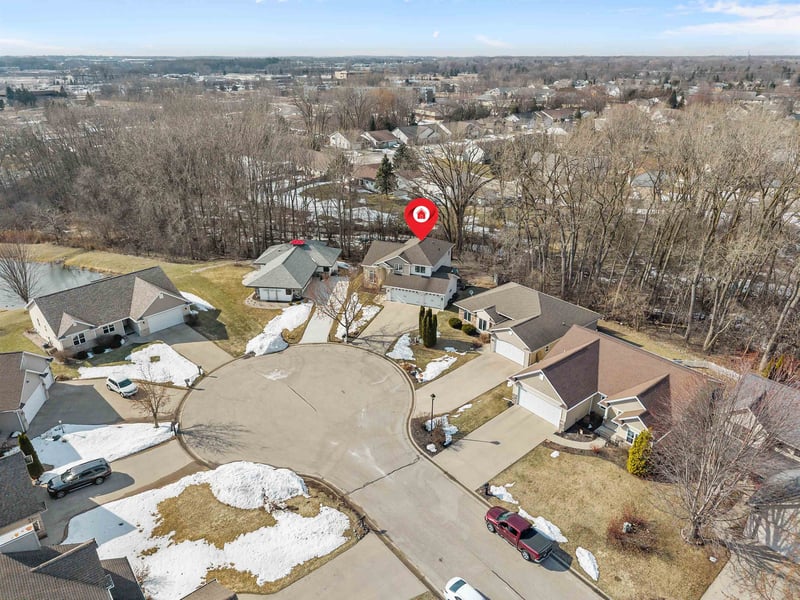 2732 Independence Ct, Appleton, WI 54914-6439