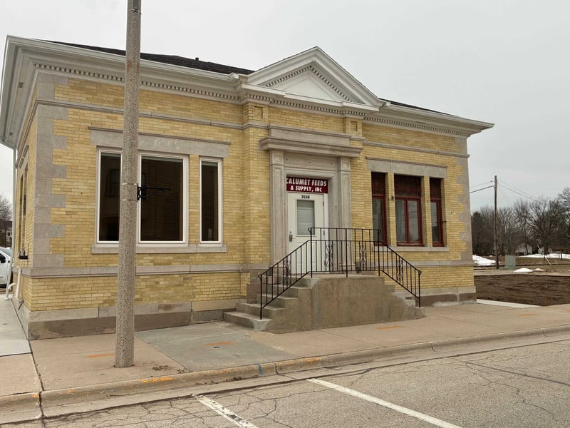 2038 Railroad St, New Holstein, WI 53061