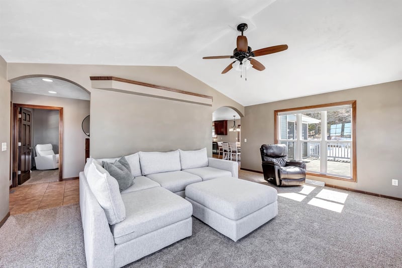 W7297 Wild Turkey Ln, Shiocton, WI 54170