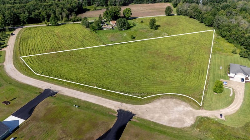 Trails Nook Ln #3, Lena, WI 54139