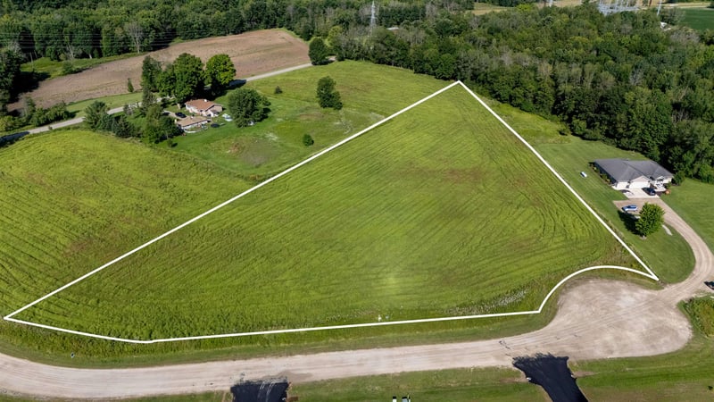 Trails Nook Ln #3, Lena, WI 54139