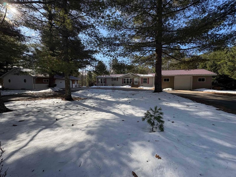 W6449 Old Lake Ln, Shawano, WI 54166