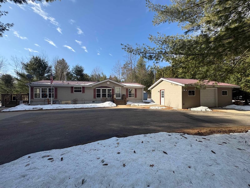 W6449 Old Lake Ln, Shawano, WI 54166