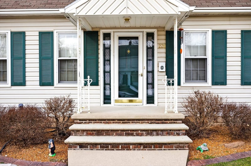 228 Frederick St, Menasha, WI 54952