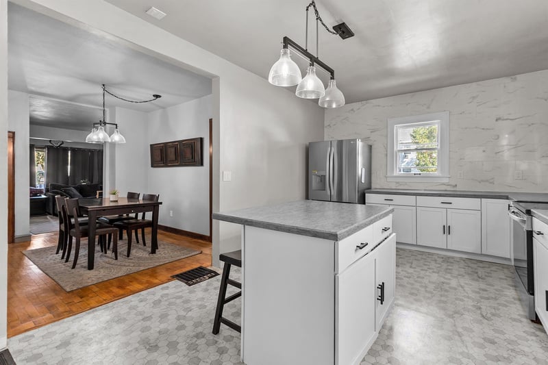 818 Durkee St, Appleton, WI 54911