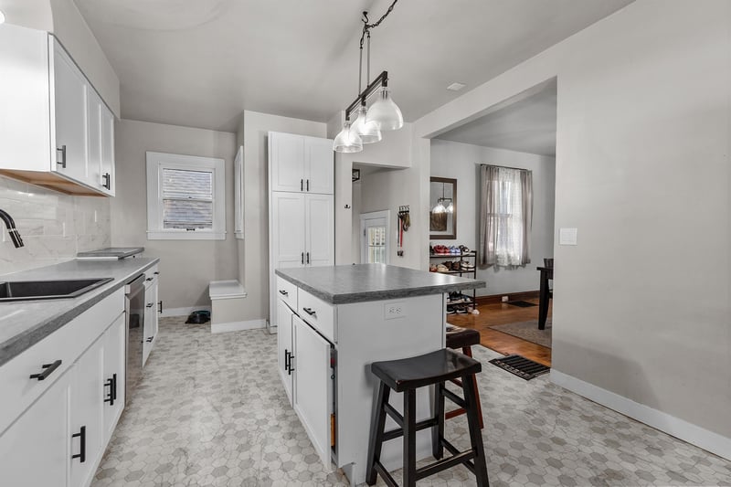 818 Durkee St, Appleton, WI 54911