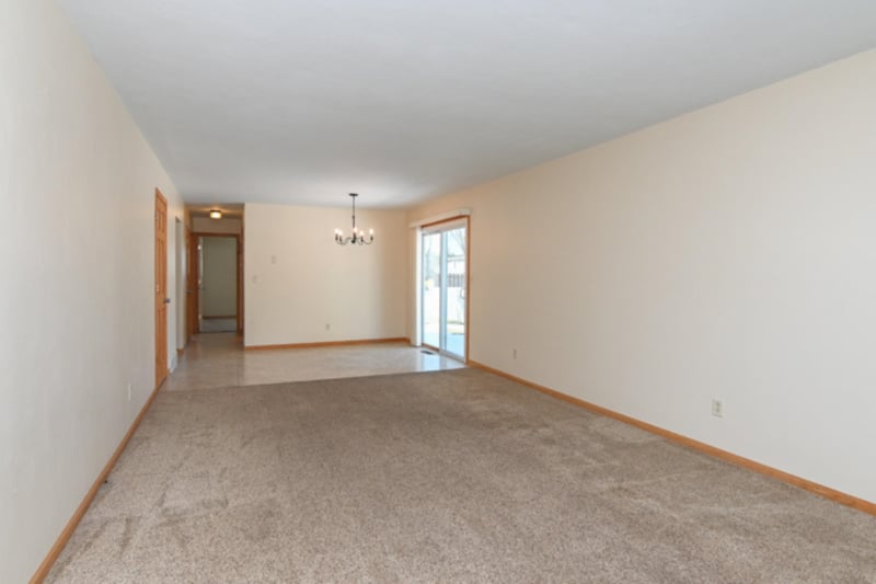 2747 8th St, Appleton, WI 54914-4225