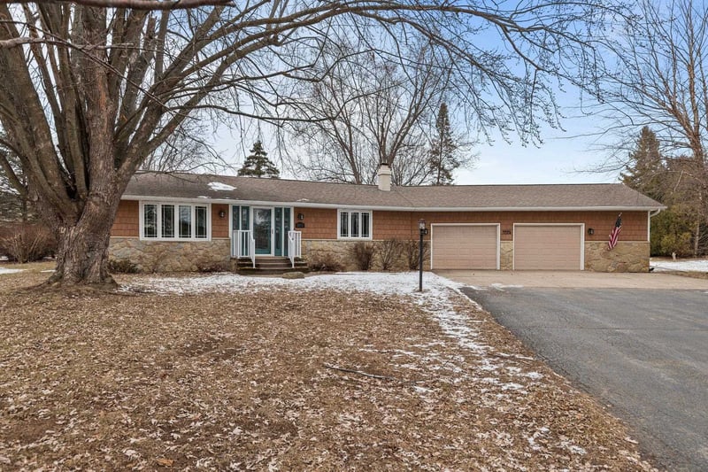3225 Abendroth St, Appleton, WI 54914