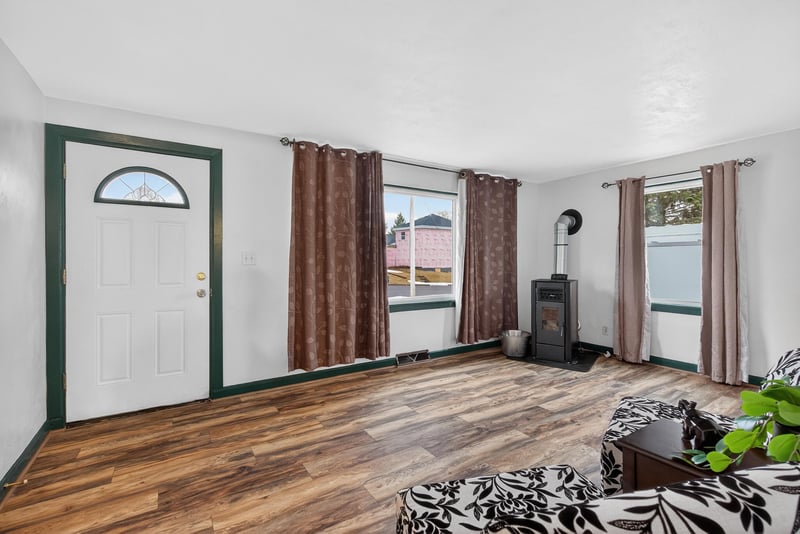 117 Cherry St, Hortonville, WI 54944-9405