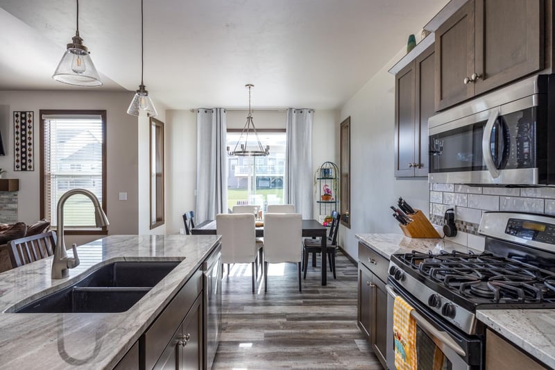 N1842 Schroeder Farm Dr, Greenville, WI 54942-8316