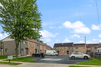1747 Oakdale Ave, Green Bay, WI 54302-3255