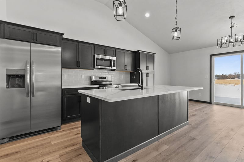 378 Pauls Pl, Oshkosh, WI 54904-6513