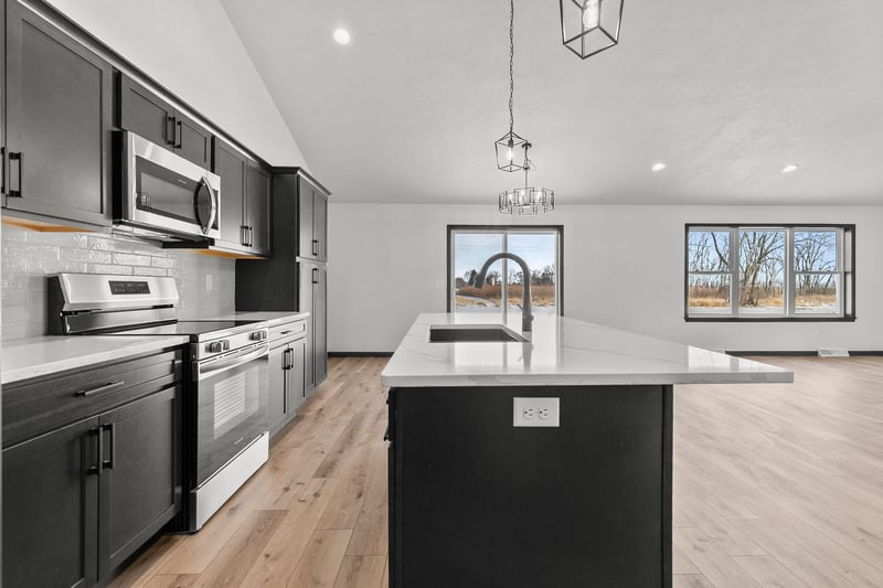 378 Pauls Pl, Oshkosh, WI 54904-6513