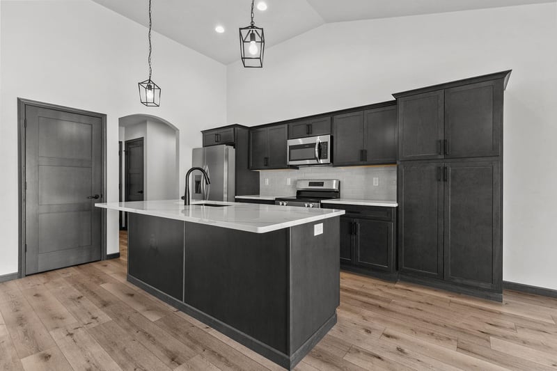 378 Pauls Pl, Oshkosh, WI 54904-6513